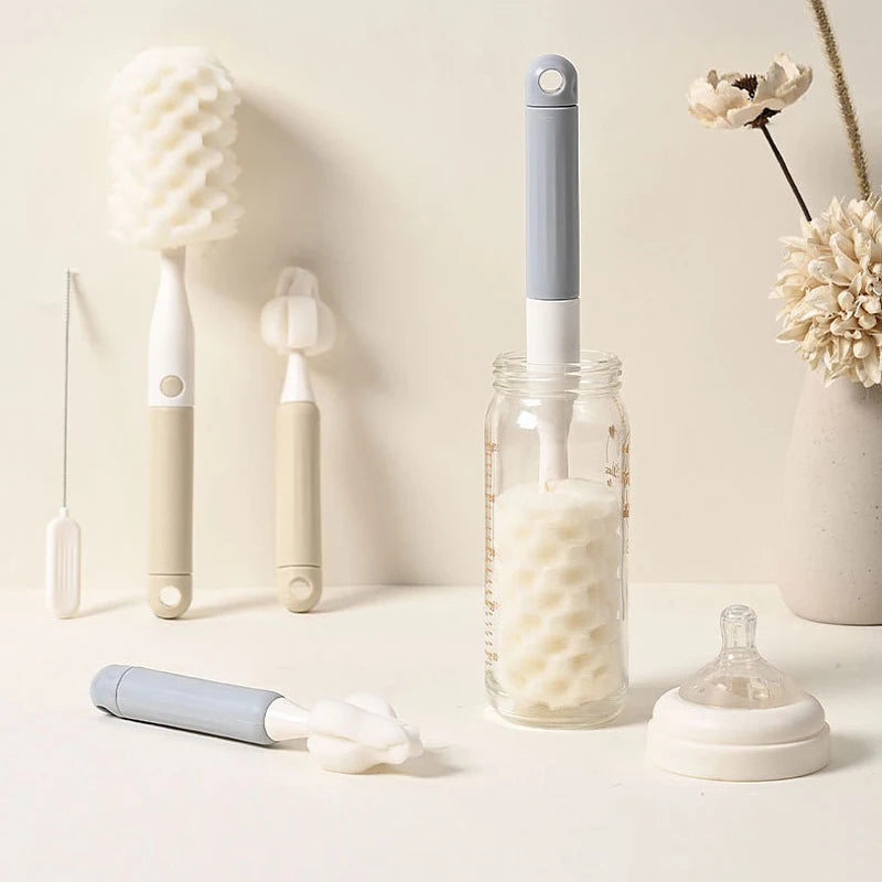 Brosse 3-en-1 pour biberons et tétines