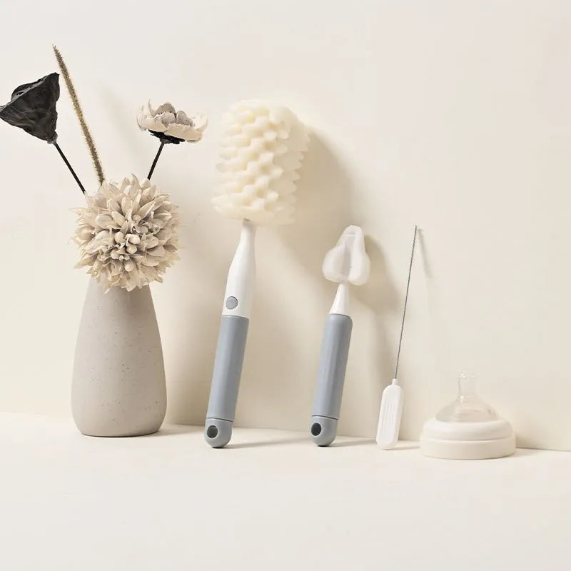 Brosse 3-en-1 pour biberons et tétines