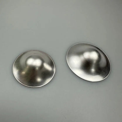 Coupelles d’allaitement en argent